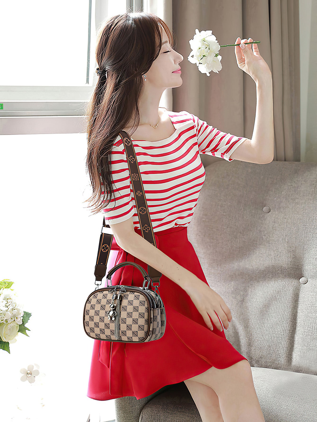 Versatile Shoulder Bag for Women: Retro Crossbody with Wide Strap & Bear Charm - 9 Colours
