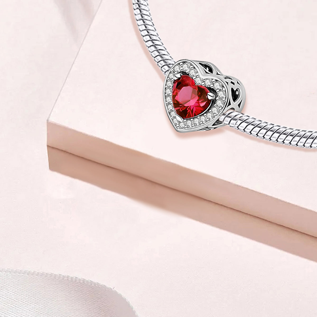 925 Sterling silver heart charm bead