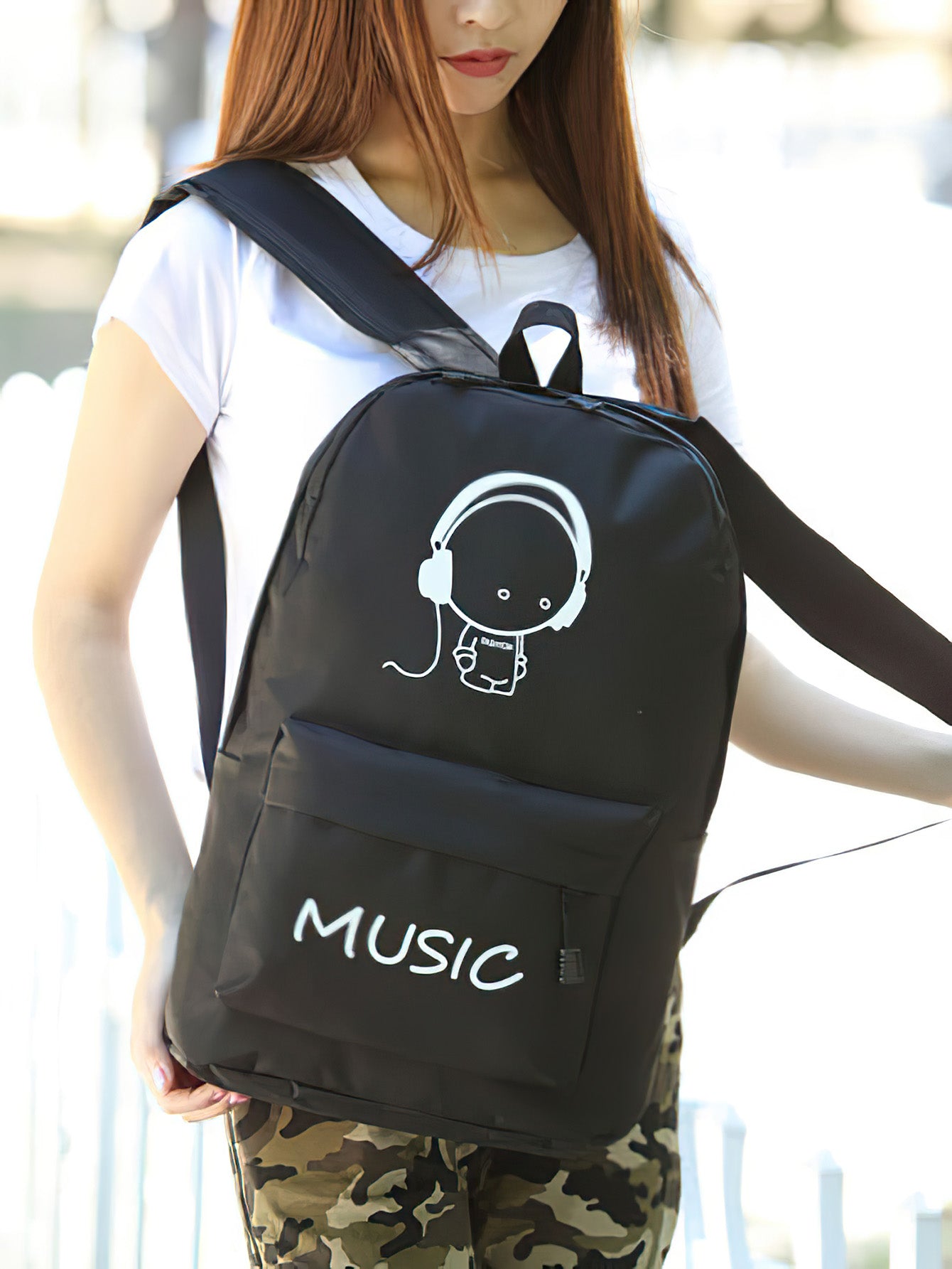 Glow-in-the-Dark Unisex Backpack – Trendy & Practical for School and Commuting