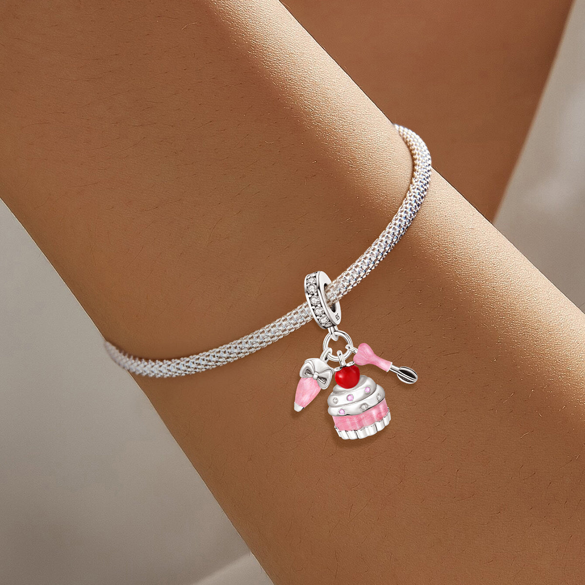 925 Sterling silver cake charm bead